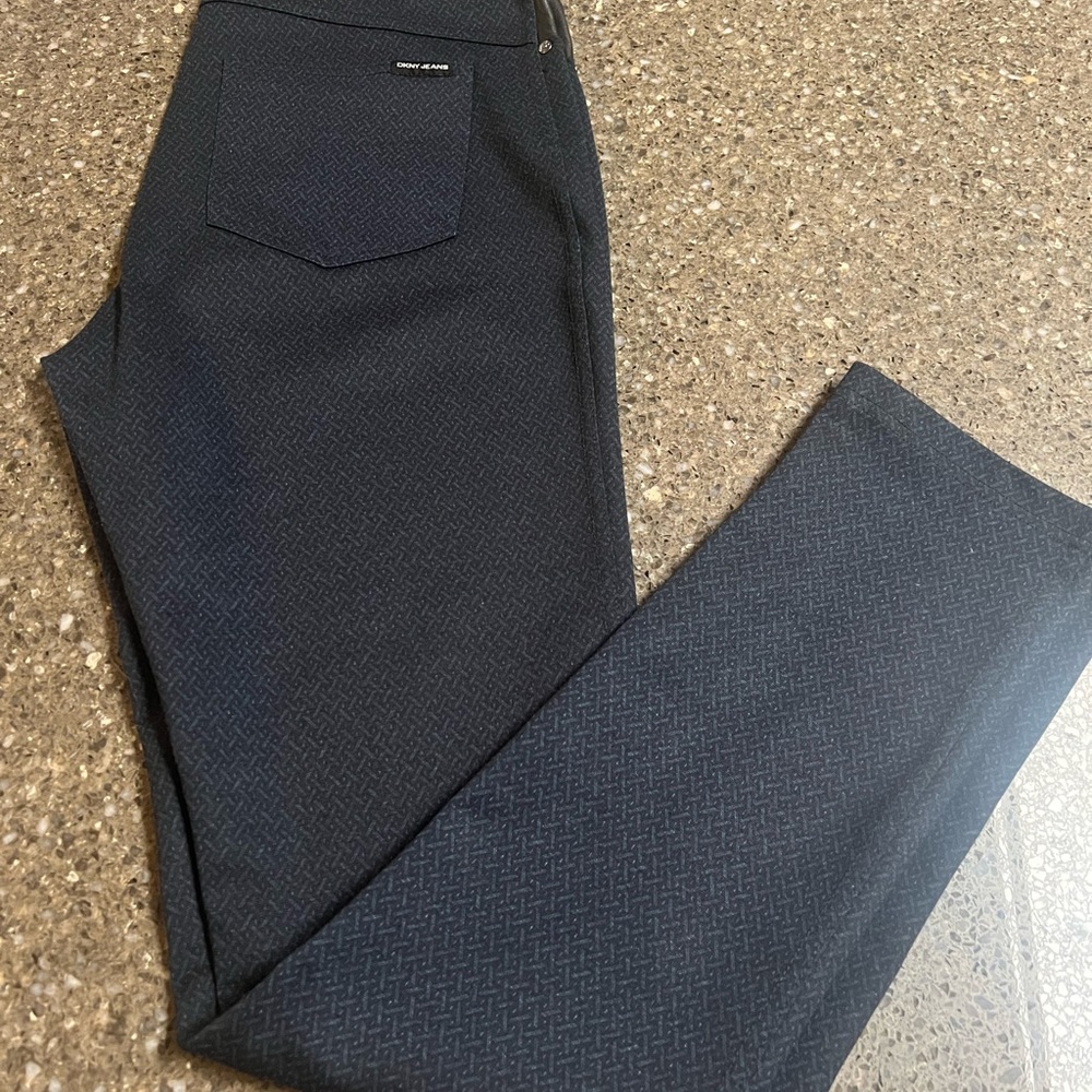 DKNY Dark Blue Patterned Pull on Pants Size S Skinny Stretch Leather Accent EUC
